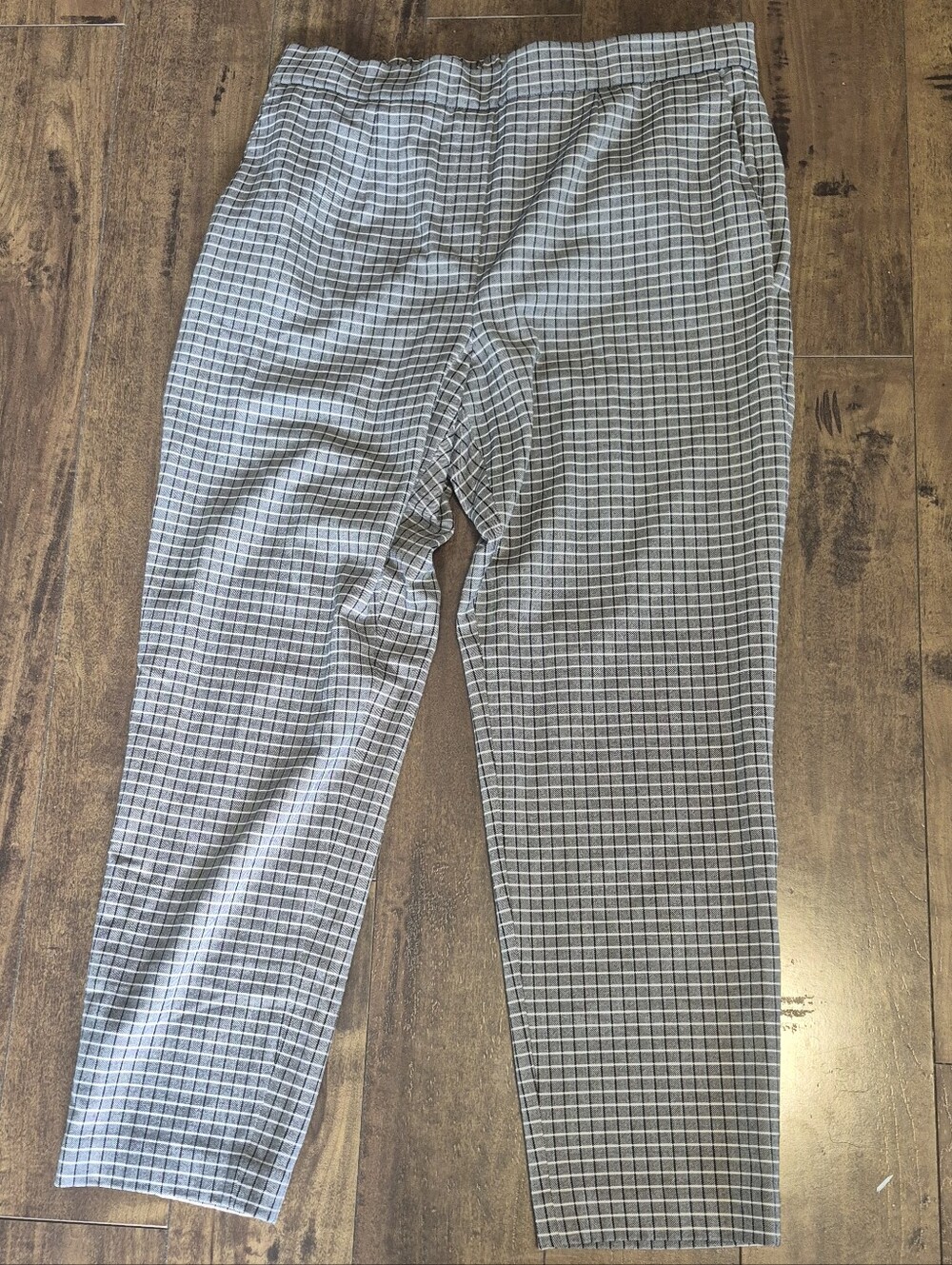 Babaton Aritzia Plaid Straight Leg Pants Size 10 Grey Black Career Trousers - Picture 7 of 7